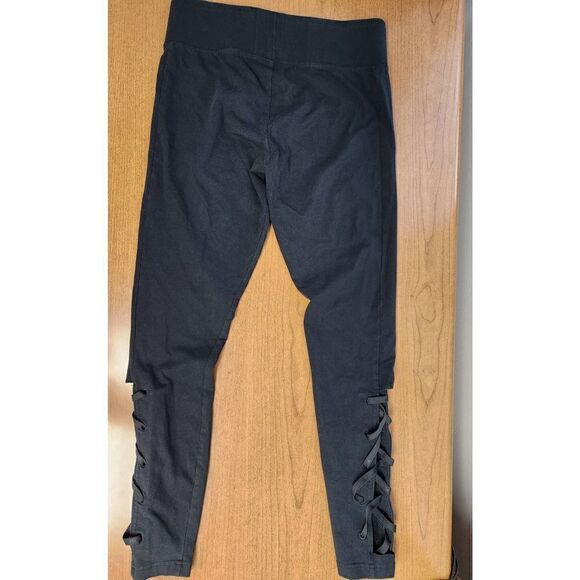 💕Puma Medium black Active Joggers Leggings with gold Puma logo and Open Sides - Picture 8 of 10